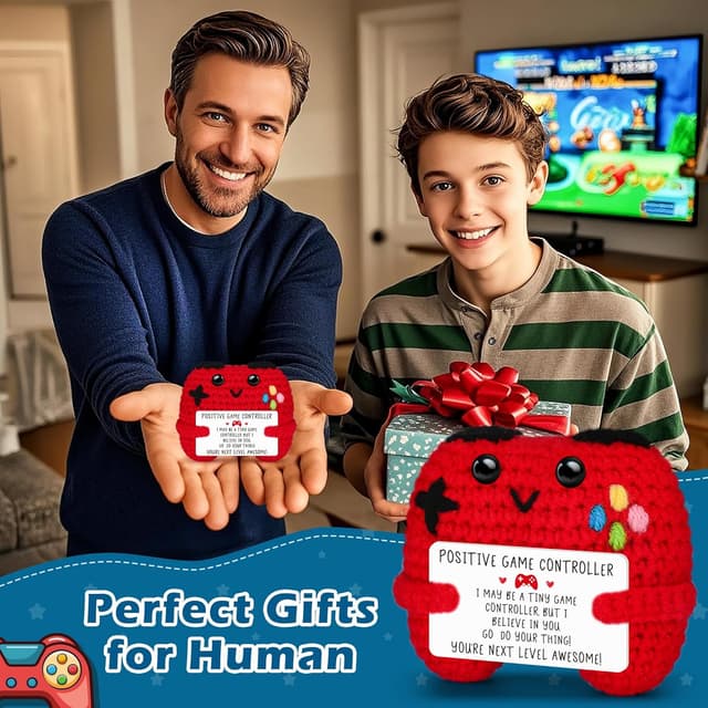 Thumbnail 5 de Handmade Crochet Game Controller Gift