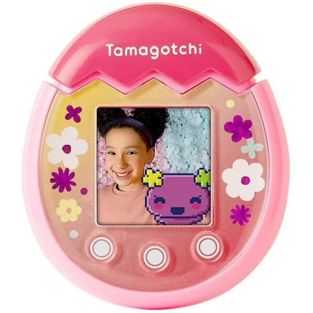 Detalle de Bandai Tamagotchi Pix Rosa: mascota virtual con cámara integrada y fotos