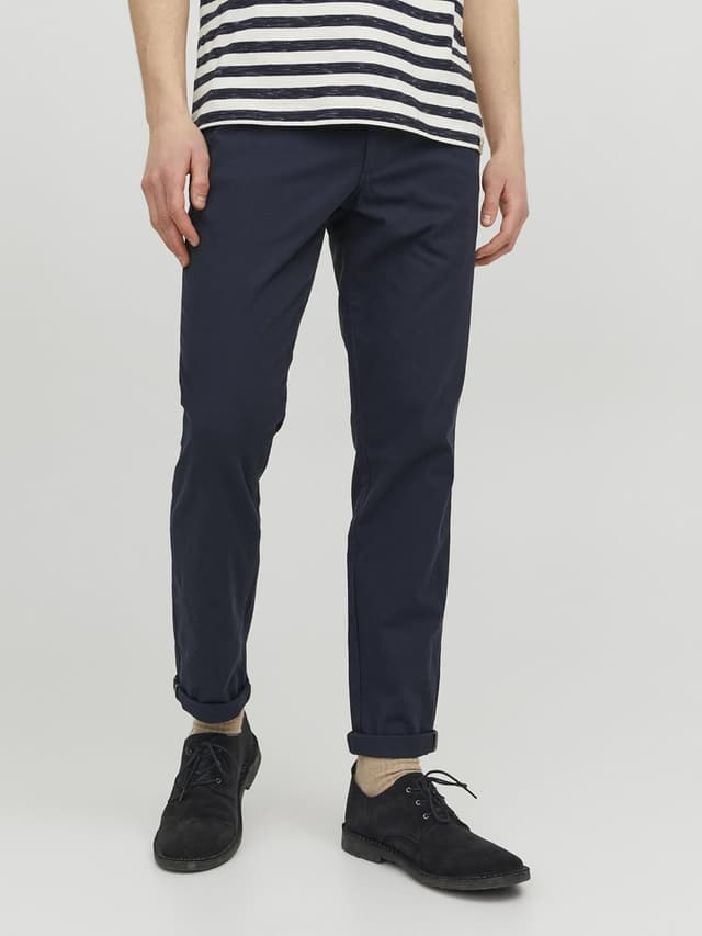 Detalle 2 de Pantalon chino slim fit 2% élasthanne