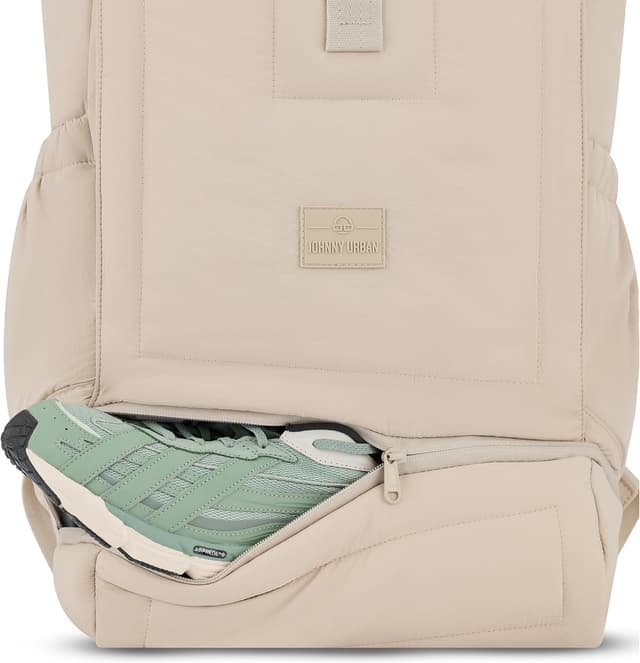 Detalle 2 de Johnny Urban Rolltop Rucksack Kyle „Puffy“ mit Laptopfach bis 16 Zoll – Damen & Herren Tagesrucksack aus Nylon