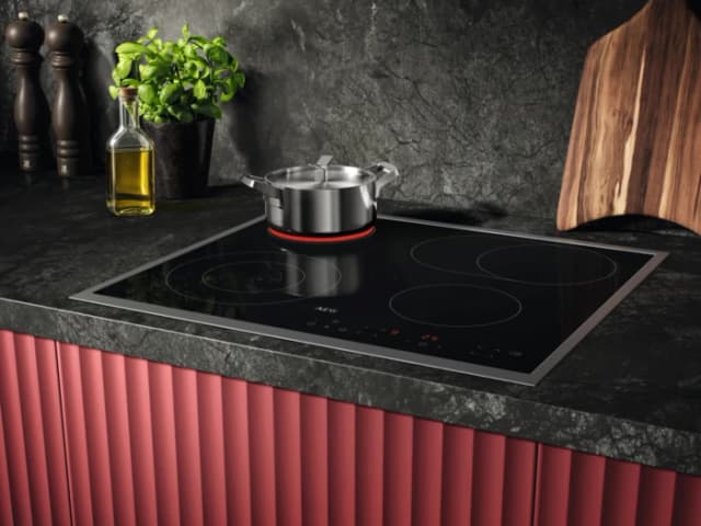 Thumbnail 7 de AEG TN64RA06XB Einbau Glaskeramik-Kochfeld