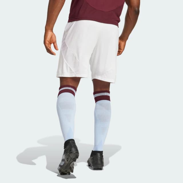 Detalle 2 de Pantalón corto primera equipación Aston Villa FC 24/25 de adidas (blanco)