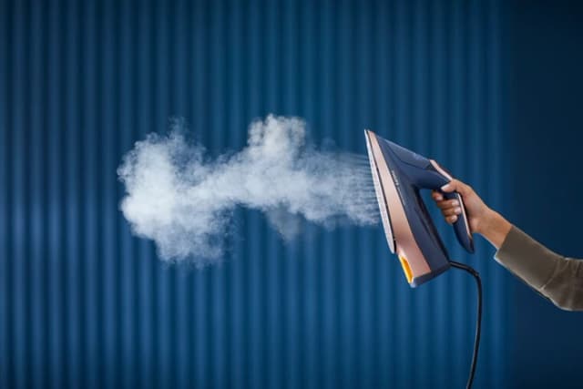 Thumbnail 1 de Philips Azur 8000 Series DST8050/20 Bügeleisen