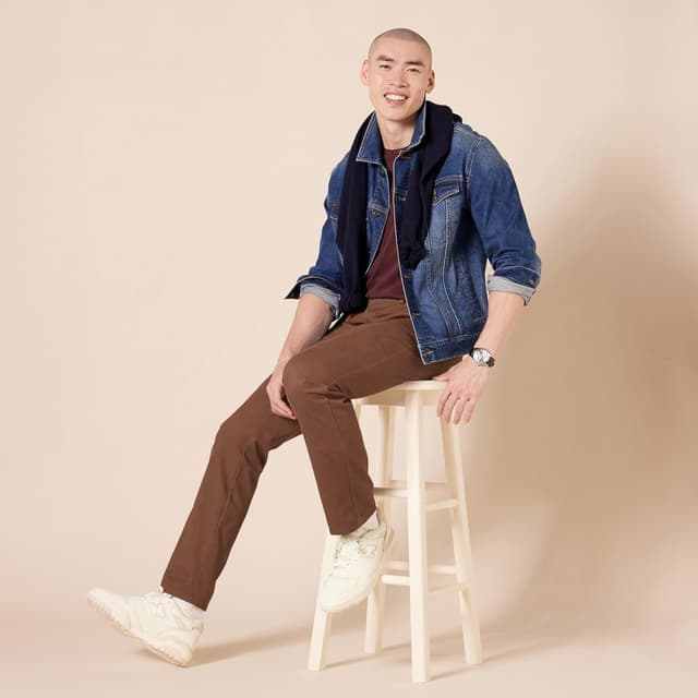 Detalle de Amazon Essentials Herren knitterfreie Flatfront-Chinohose mit schmaler Passform