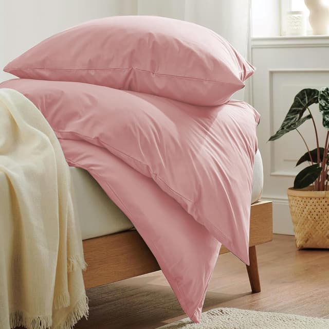Detalle de REHAN & CO Single Duvet Cover Set in Blush (soft brushed microfiber) with pillowcases