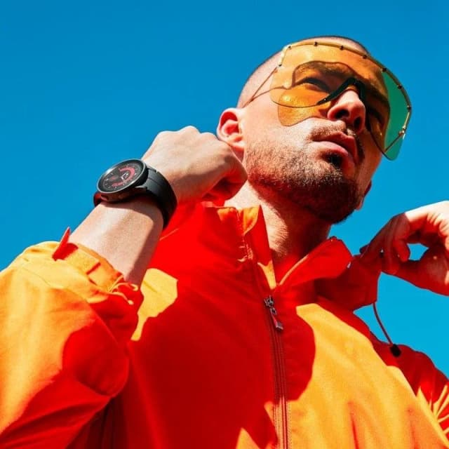 Detalle 2 de Samsung Galaxy Watch5 Pro 4G 45mm smartwatch gris titanio