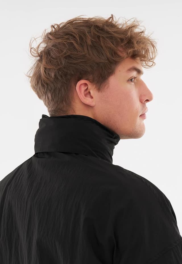 Detalle de Johnny Urban Lennon – Giacca sportiva leggera unisex con cappuccio, antivento