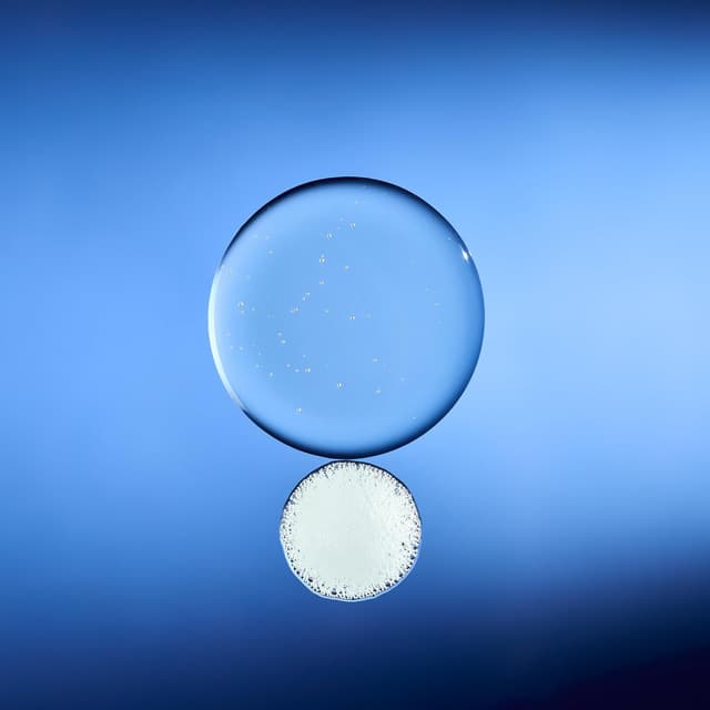 Thumbnail 2 de Neal's Yard Remedies Seaweed Arnica Shower Gel