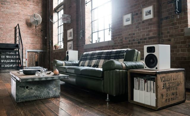 Detalle de Wavemaster TWO PRO white 66351 Regallautsprecher-Set mit Bluetooth-Streaming, digitalen Anschlüssen und IR-Fernbedienung