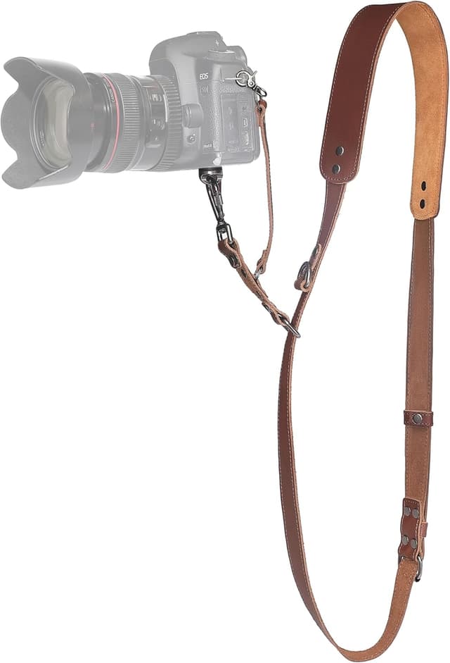 Detalle de Padwa Lifestyle Brown Single Camera Harness Strap for One Camera – full grain leather shoulder strap
