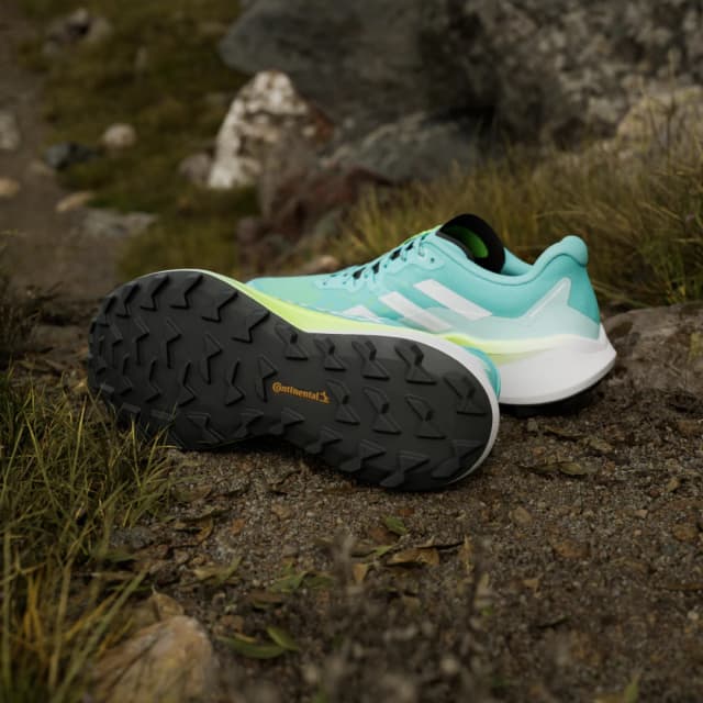 Detalle de Adidas Terrex Agravic 3 para trail running