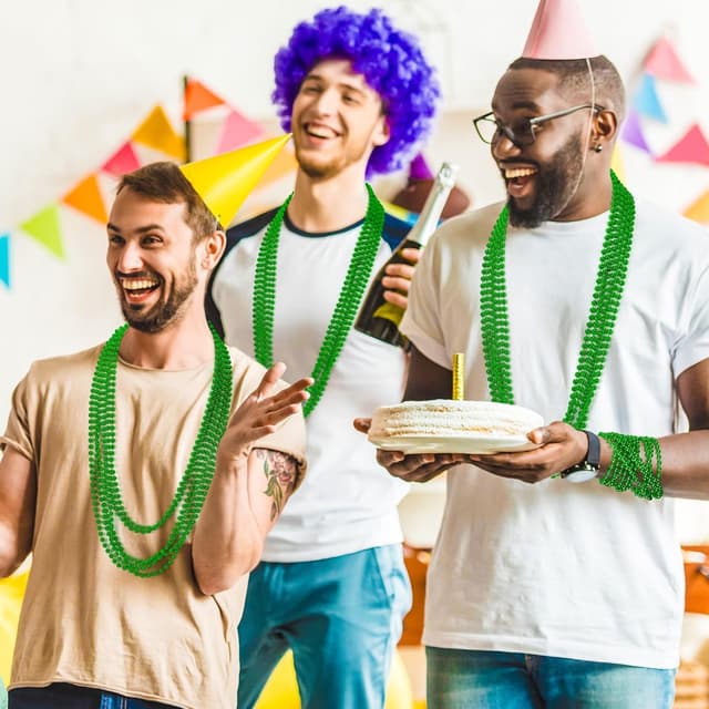 Thumbnail 4 de St Patrick's Day Green Bead Set 33in