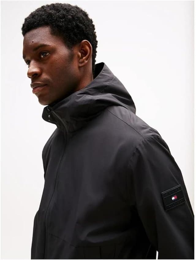 Detalle 2 de Tommy Hilfiger MW0MW38905 chaqueta Black XS