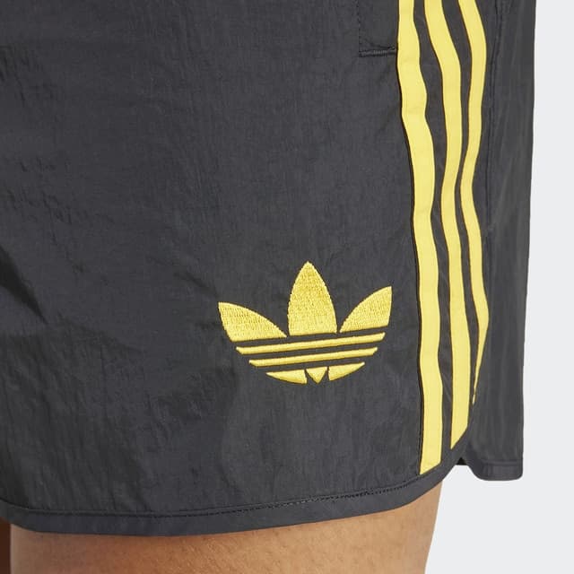 Detalle de adidas Jude Bellingham Pantalón corto 100% nailon