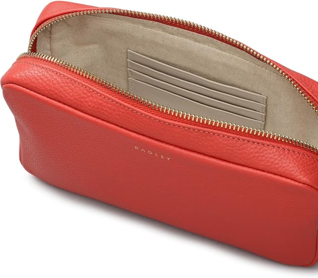 Detalle de RADLEY London Tavistock Women’s Leather Mini Zip Around Crossbody in Vibrant Red