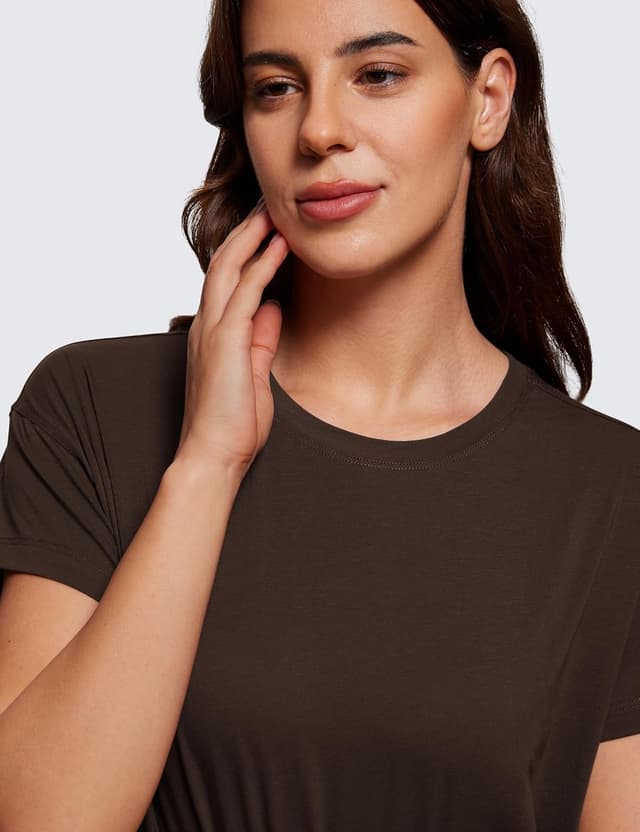 Detalle de CRZ YOGA da donna in pima di cotone: maglia da allenamento a manica corta sciolta