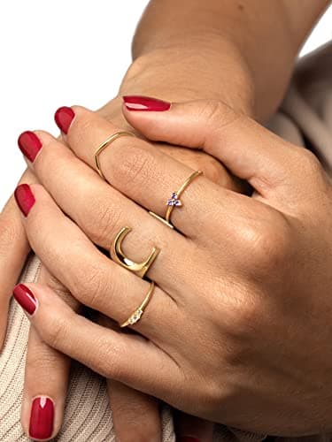 Detalle de SINGULARU Letter Signet anillo talla única 💍