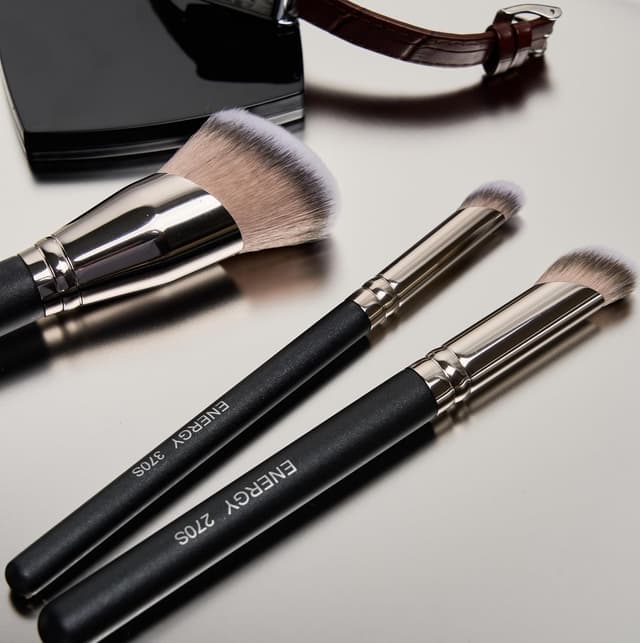 Thumbnail 6 de Energy Beauty ENERGY 3-in-1 Make-up-Pinsel-Set (3-teilig) mit tragbarer Reisetasche – Foundation- & Concealer-Pinsel