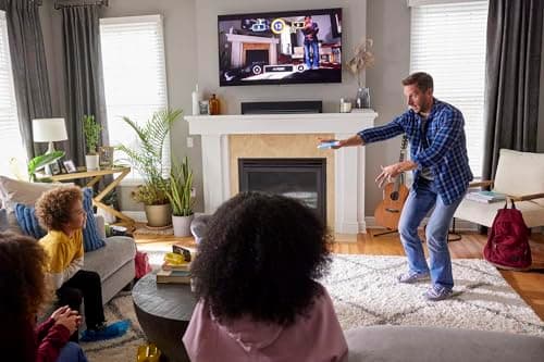 Detalle 2 de Mattel Games Pictionary Air: Dibuja y Ve en Pantalla ✏