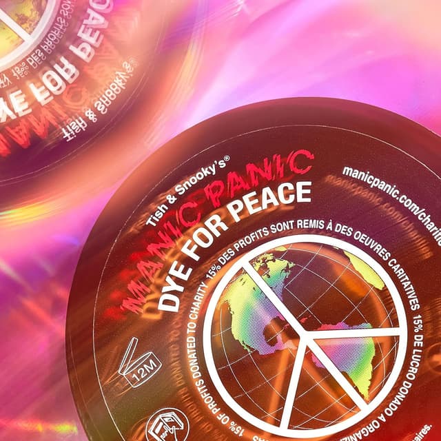 Detalle 2 de Manic Panic Classic High Voltage Divine Wine (118 ml) – tinta capelli in crema vegan senza PPD