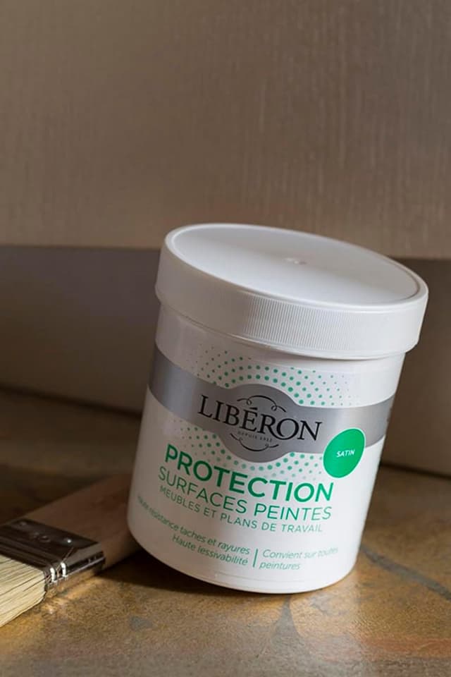 Detalle 2 de Vernice per legno incolore 0,5 L