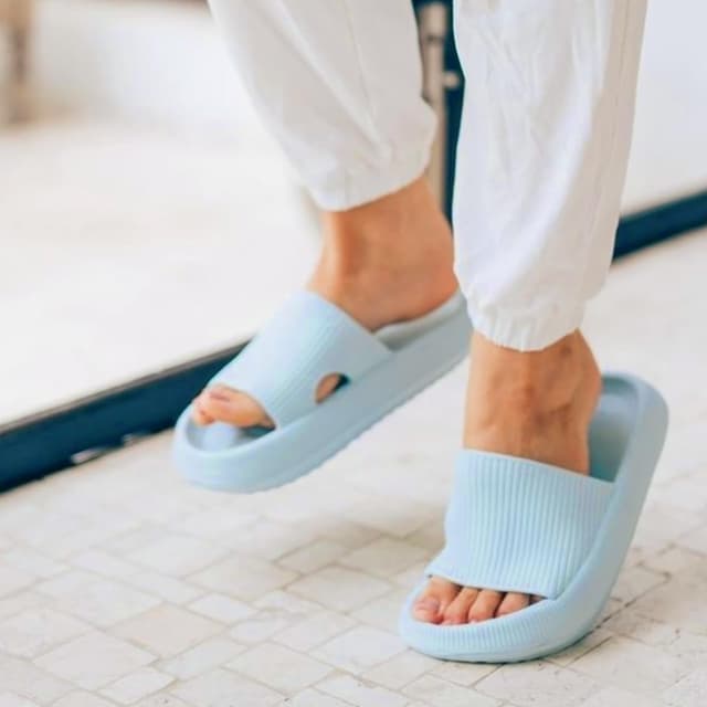 Detalle 2 de Sumvov Cozyslides Damen Schlappen 100% EVA