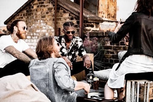 Thumbnail 3 de Ballantine's 10 Whisky Escocés con Vasos – Pack 2 x 700 ml 🥃