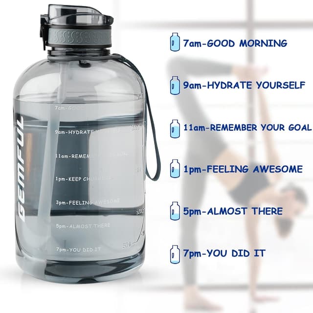 Detalle 2 de 3L hydration water bottle with straw