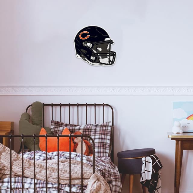 Detalle 2 de Soft Felt NFL Football Helmet Shape Cut Pennant (EZ to Hang) for Home and Living Room Décor