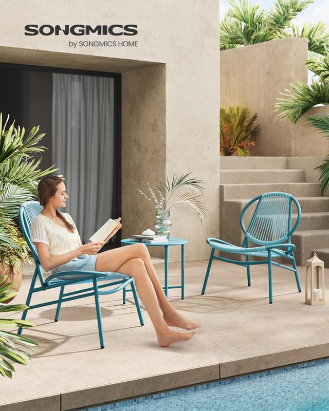 Detalle 2 de Ensemble SONGMICS pour salon d’extérieur 3 pièces avec 2 chaises Acapulco et table d’appoint GGF021K01, couleur marron camel