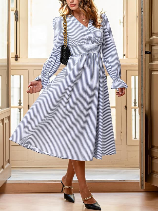 Detalle 1 de CUPSHE robe rayée col en V, taille smockée