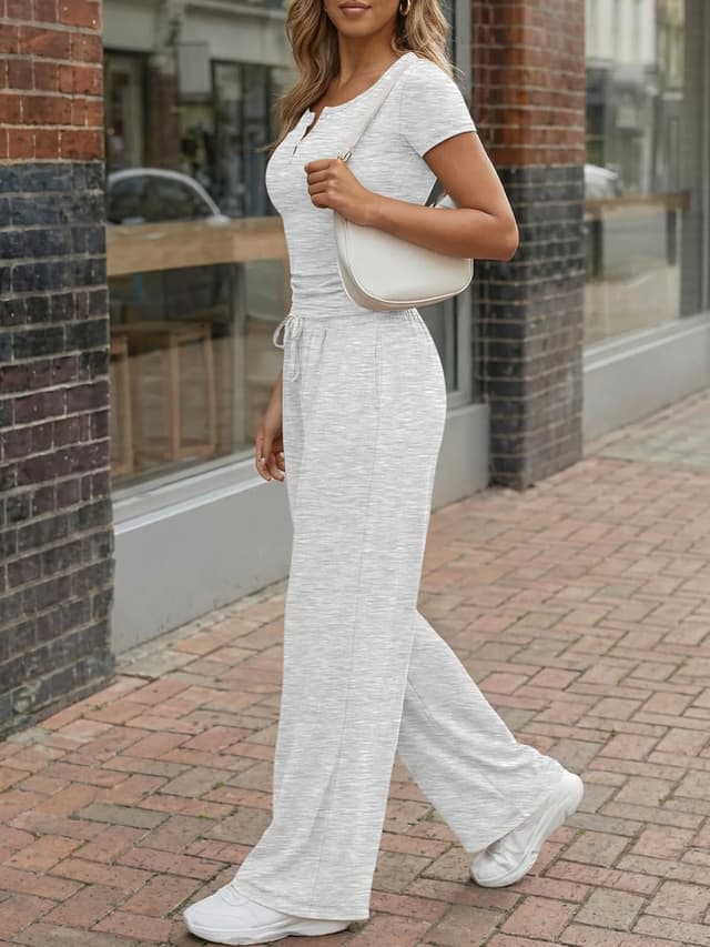 Detalle de Trendy Queen Women’s 2-Piece Matching Lounge Set with Henley Crop Top and Wide-Leg Pants