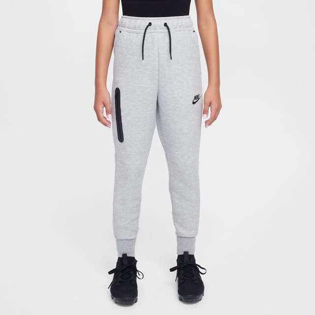 Imagen de Pantalón Nike Sportswear Tech Fleece en OfertitasTOP