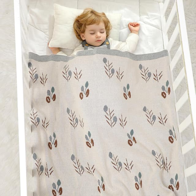 Detalle 2 de Baby knitted cotton blanket 100 x 80 cm