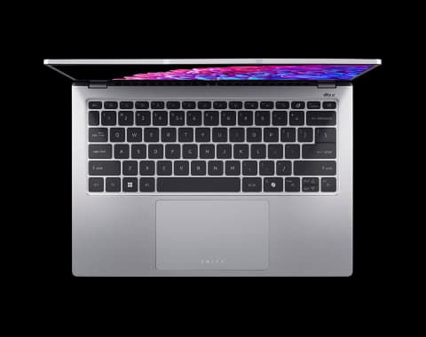 Detalle 2 de Acer Swift Go 14 OLED SFG14-73 14" 2,8K
