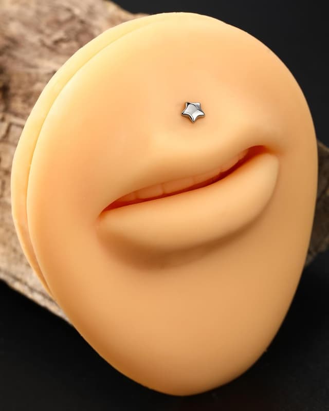 Thumbnail 3 de OUFER Lip Labret 16G 8mm Titane