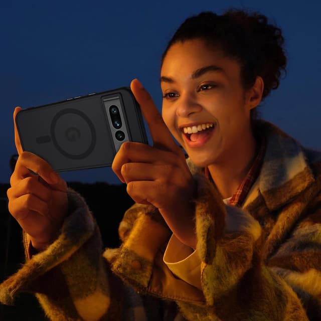 Detalle 2 de XTCASE Coque magnétique pour Google Pixel 7 Pro compatible MagSafe – dos translucide mat noir