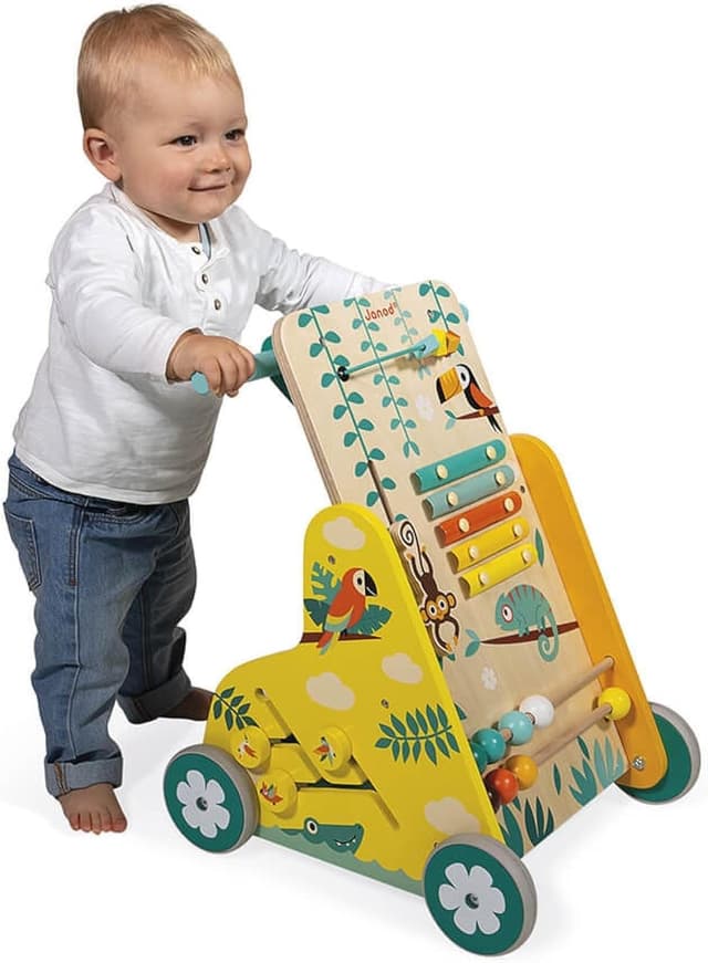 Detalle de Janod Carrello Multiattività Tropik J8269 in legno FSC con 6 attività per primi passi