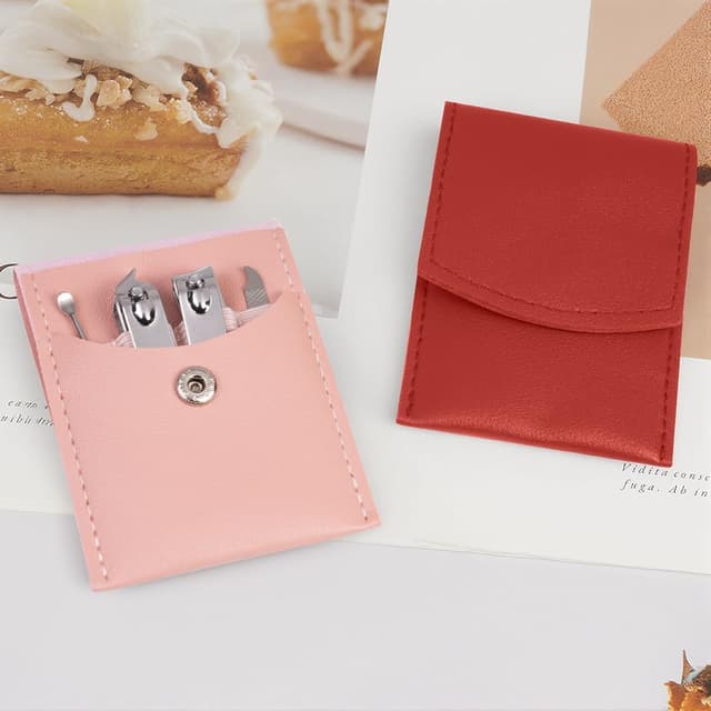 Thumbnail 6 de LOPHE Kit manucure/pédicure pour coupe-ongles et cuticules (4 pièces) avec étui de voyage en cuir rouge