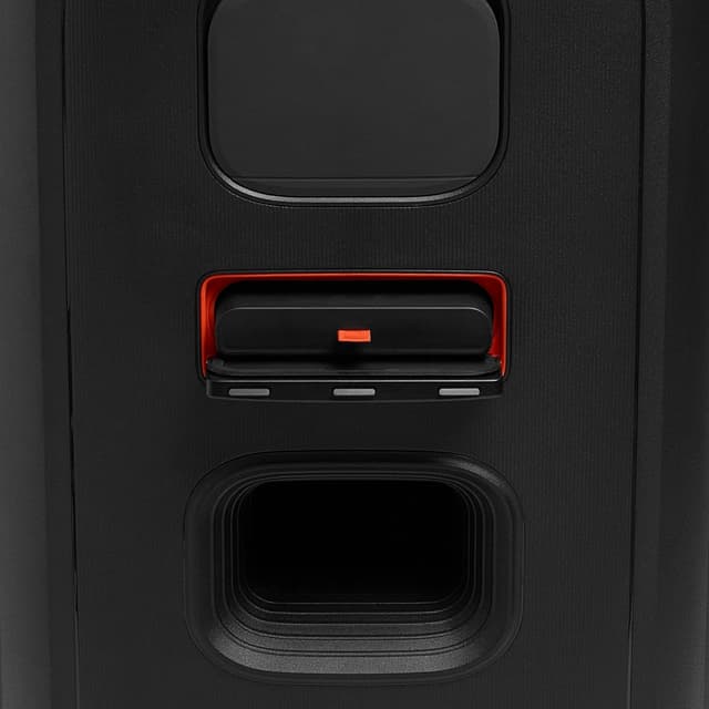 Detalle de JBL Partybox 520: speaker wireless Bluetooth portatile con autonomia fino a 15 ore, IPX4 e ingresso microfono