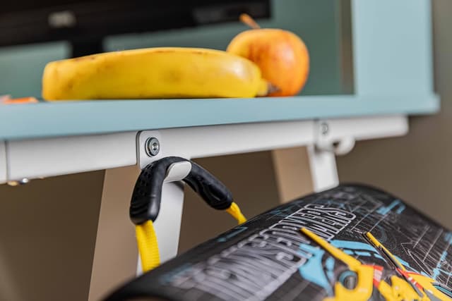 Detalle 2 de Inter Link Emmelie : bureau enfant réglable en hauteur pour apprentissage et travail (blanc/bleu)