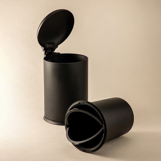 Thumbnail 2 de Cosmic Essential, papelera de baño 🪣