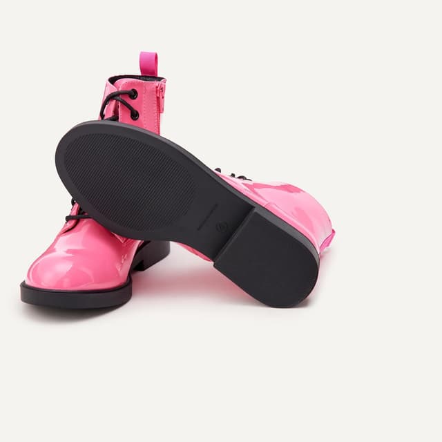 Detalle de Amazon Essentials Girl’s Combat Boots With Zip