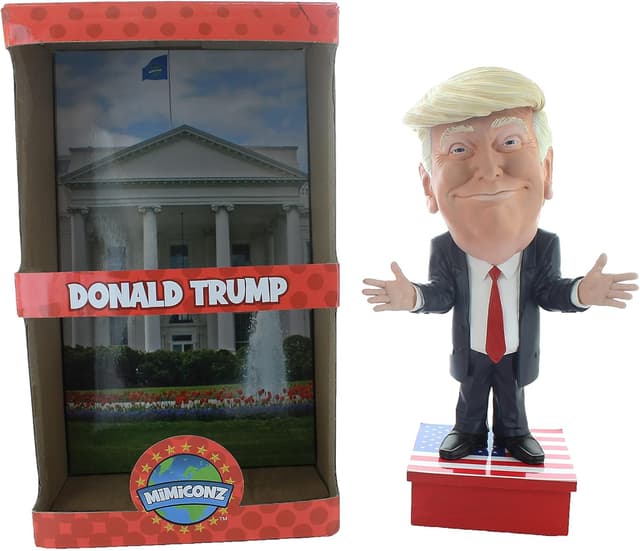 Detalle 2 de Mimiconz figurine dei leader mondiali: Donald Trump, 20 cm, hand painted