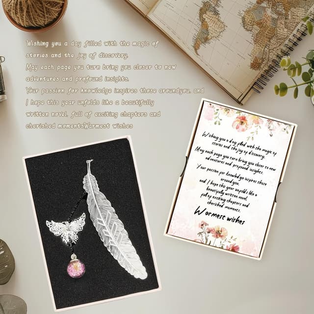Detalle 2 de Bliceon Feather Bookmark with Butterfly Charm