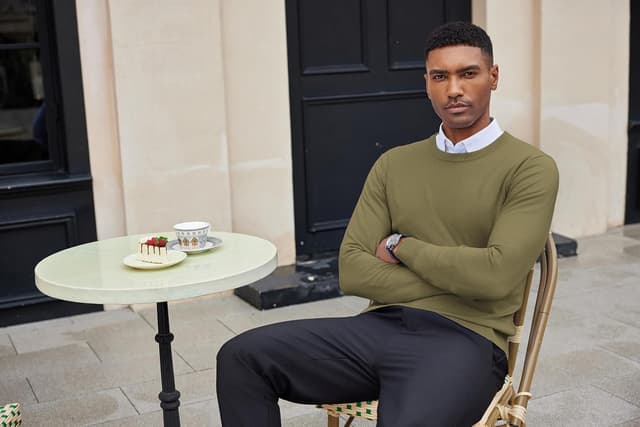 Detalle de COOFANDY Pull col rond homme en maille légère à manches longues, coupe près du corps