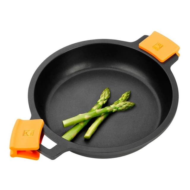 Detalle 2 de BRA Efficient Cacerola Baja 36 cm de aluminio fundido