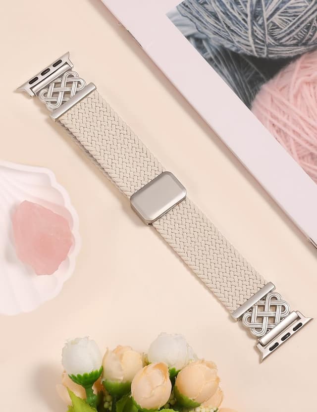 Detalle 2 de Braided Magnetic Band for Apple Watch 45mm