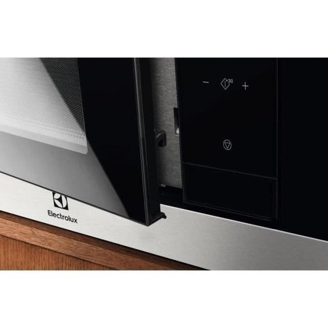 Detalle de Electrolux CMS4253TMX microondas encastrable de 25L con grill (900W) antihuellas