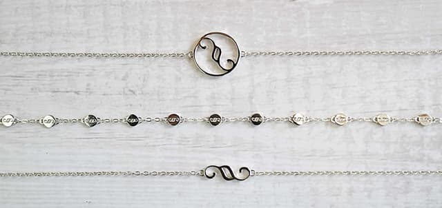 Detalle de Lawellery „Paragraph Love“ Anhänger-Armkette als Armband für Juristen (Paragraphen-Zeichen) – verstellbar bis 19 cm